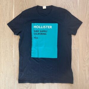 Hollister Youth Black Crewneck Tee with Teal Graphic // Size S